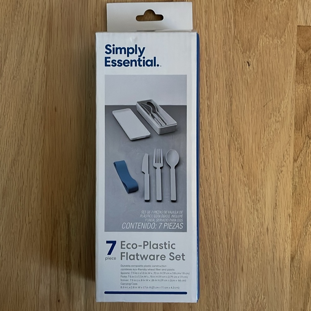Simply Essential *NEW* 7 piece Flatware Set